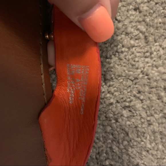 Tory Burch Sandals. - please read description - Picture 7 of 8